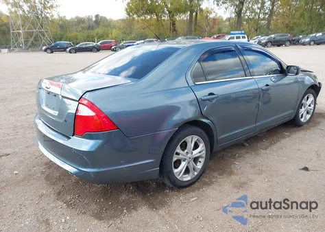 2012 Ford Fusion Se z USA, uszkodzony, nr VIN 3FAHP0HA4CR432399
